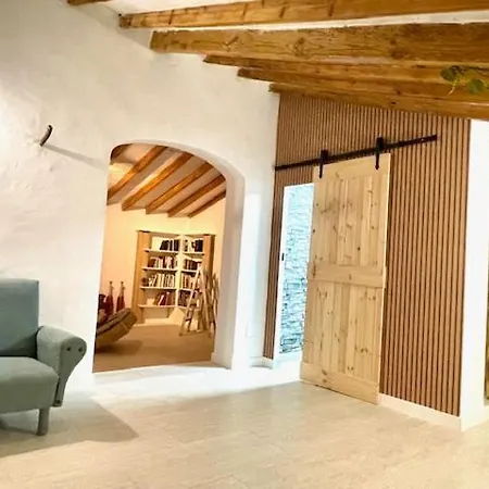 Holiday home Paraje Natural, 6 Habitaciones, Piscina, 1800m2, Cesped *