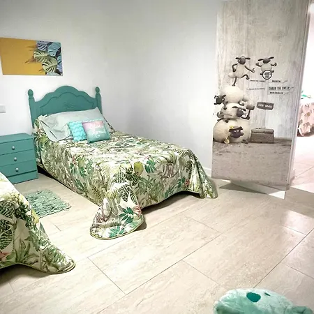 Holiday home Paraje Natural, 6 Habitaciones, Piscina, 1800m2, Cesped La Murada