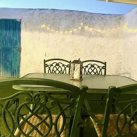 Paraje Natural, 6 Habitaciones, Piscina, 1800m2, Cesped *