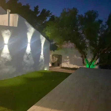 Paraje Natural, 6 Habitaciones, Piscina, 1800m2, Cesped *