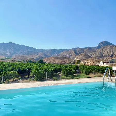 Holiday home Paraje Natural, 6 Habitaciones, Piscina, 1800m2, Cesped *