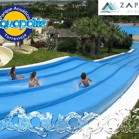 Holiday home Paraje Natural, 6 Habitaciones, Piscina, 1800m2, Cesped